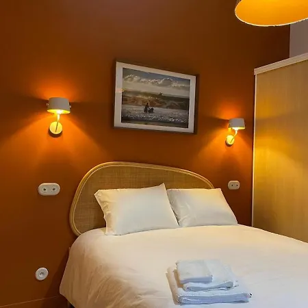 Maison Bois Roux Charme&confort à 200m De La *