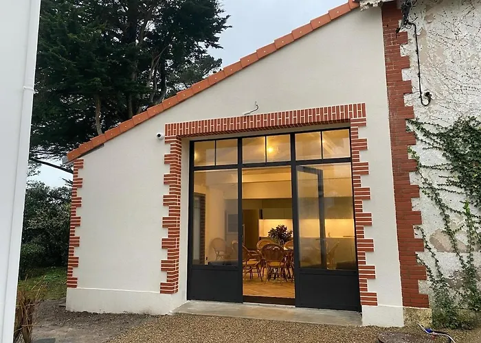 Maison Bois Roux Charme&confort à 200m De La *