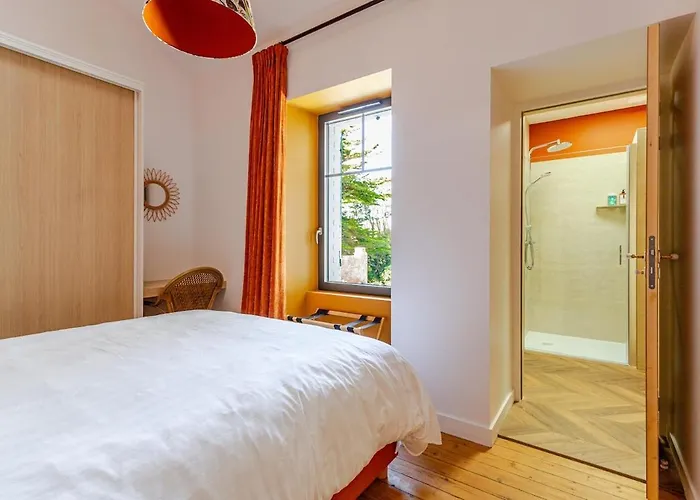 Maison Bois Roux Charme&confort à 200m De La Villa